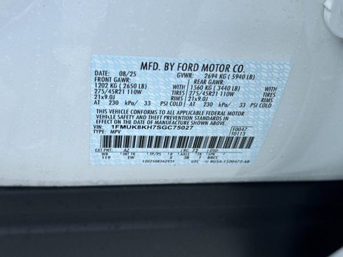 New 2025 Ford Explorer ST-Line w/ Premium Package image 34