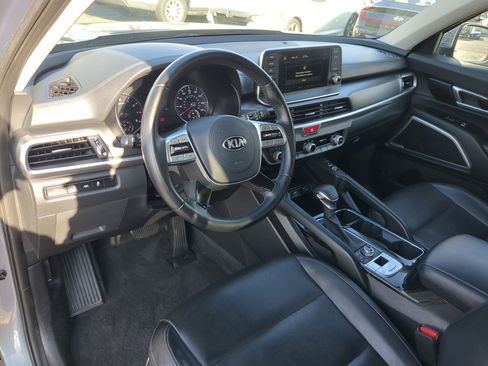 Used 2021 Kia Telluride S image 16