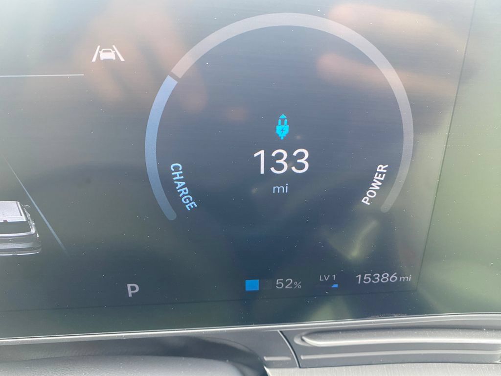 Certified 2024 Hyundai Kona SEL FWD image 33