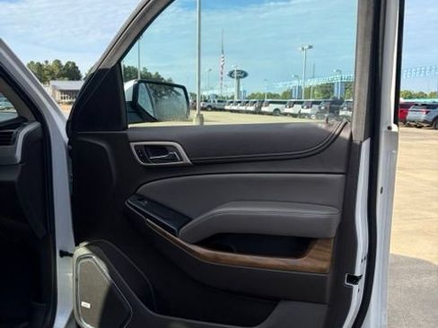 Used 2020 GMC Yukon XL Denali w/ Open Road Package RWD image 14