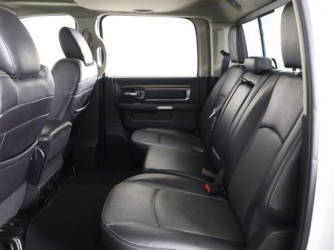 Used 2017 RAM 1500 Laramie w/ Convenience Group AWD/4WD image 34