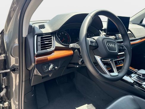 Certified 2023 Audi Q5 2.0T Premium w/ Convenience Package AWD/4WD image 19