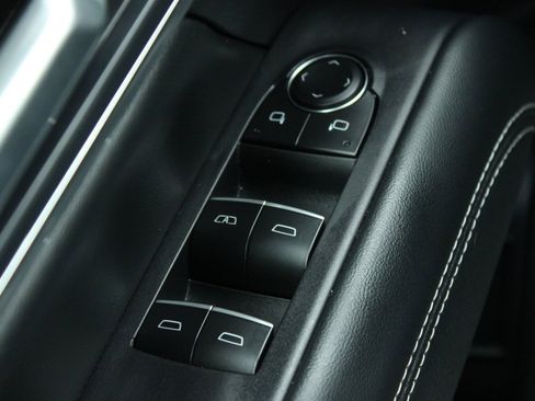 Used 2026 GMC Terrain Denali w/ LPO, Floor Liner Package AWD/4WD image 25