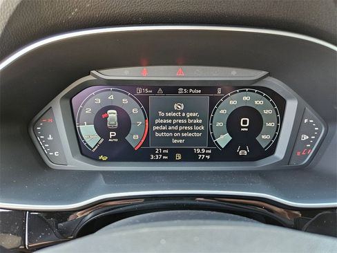 New 2025 Audi Q3 2.0T Premium image 13