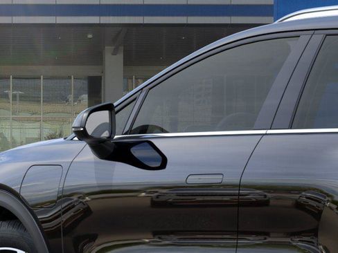 New 2026 Chevrolet Equinox EV LT FWD image 12