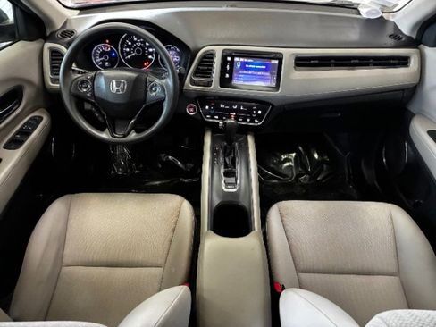 Used 2016 Honda HR-V EX image 3