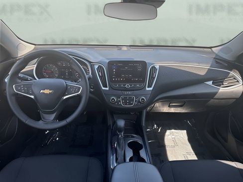 Used 2024 Chevrolet Malibu LT w/ Midnight Edition FWD image 12