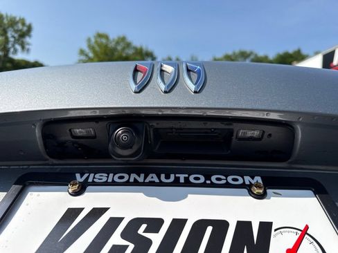 Used 2025 Buick Envision Avenir AWD/4WD image 17