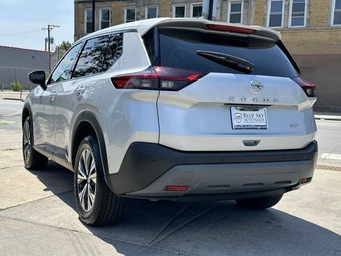 Used 2021 Nissan Rogue SV FWD image 7
