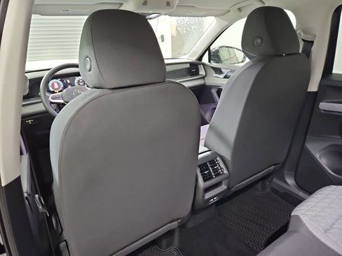 New 2025 Volkswagen Tiguan S image 18