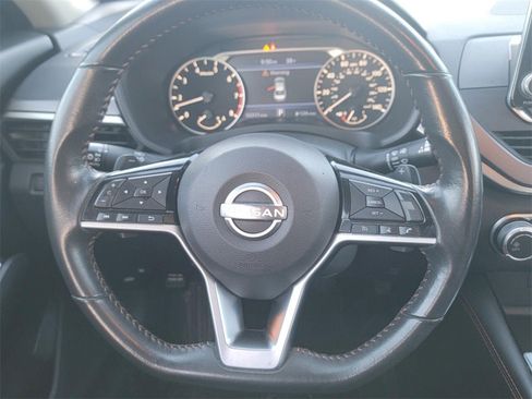 Certified 2023 Nissan Altima 2.5 SR image 14