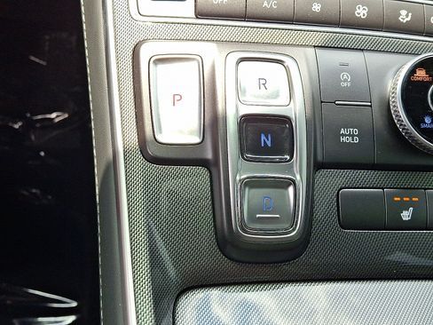Used 2023 Hyundai Santa Fe SEL w/ Premium Package AWD/4WD image 16