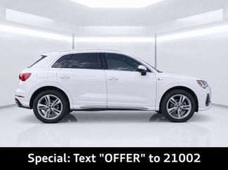 Used 2022 Audi Q3 2.0T Premium Plus AWD/4WD video 3