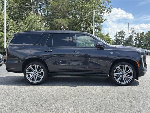 Used 2025 Cadillac Escalade Sport Platinum w/ LPO, Floor Liner Package AWD/4WD image 6