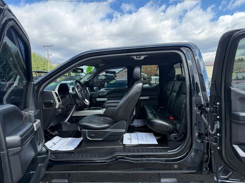 Used 2021 Ford F350 Lariat w/ Chrome Package image 27