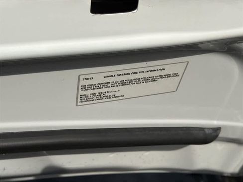 Used 2023 Tesla Model X Plaid image 9