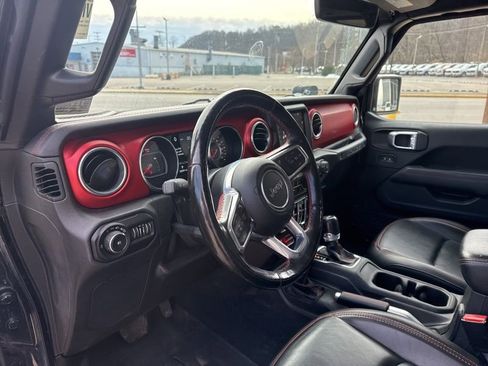 Used 2021 Jeep Wrangler Unlimited Rubicon image 11