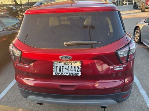 Used 2017 Ford Escape Titanium image 8