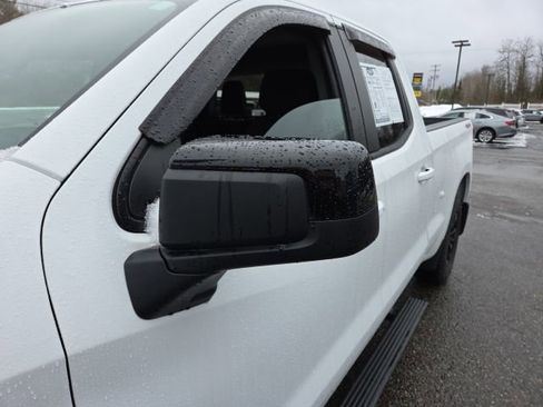 Used 2022 Chevrolet Silverado 1500 LT image 38