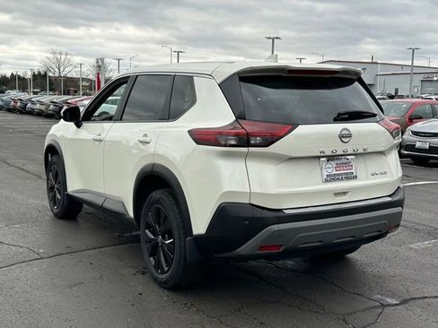 Certified 2023 Nissan Rogue SV image 6