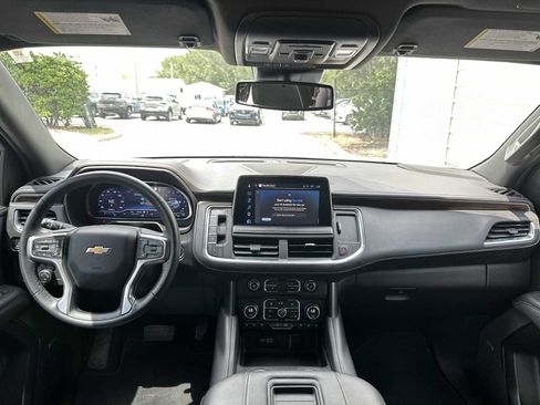 Used 2023 Chevrolet Suburban Premier AWD/4WD image 14