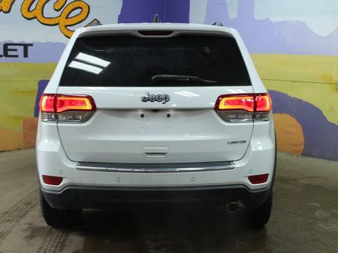 Used 2020 Jeep Grand Cherokee Limited w/ Luxury Group II RWD image 4