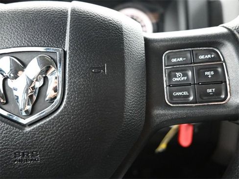 Used 2017 RAM 1500 Express image 20