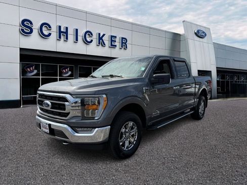 Used 2021 Ford F150 XLT w/ Equipment Group 302A High AWD/4WD image 3