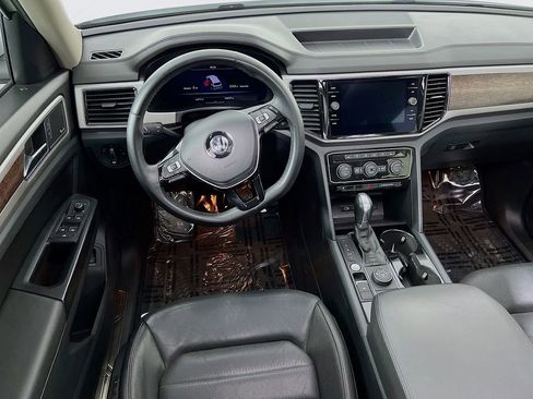 Used 2019 Volkswagen Atlas SEL Premium image 23