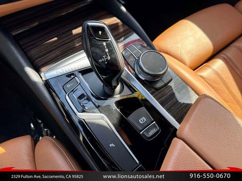 Used 2018 BMW 530i RWD image 20