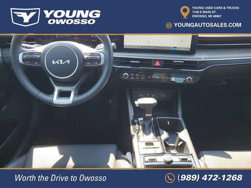 Used 2025 Kia K5 EX FWD image 25