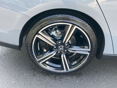 Used 2026 Honda Accord SE image 13