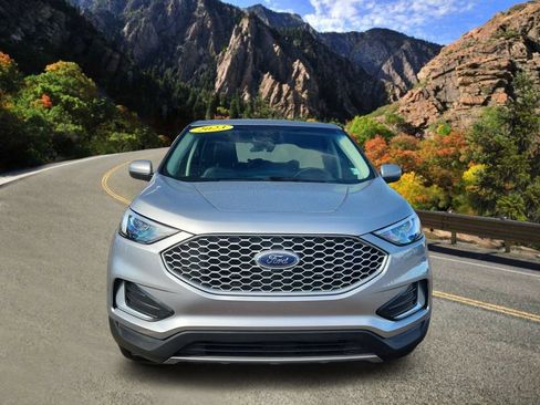 Used 2023 Ford Edge SEL AWD/4WD image 6