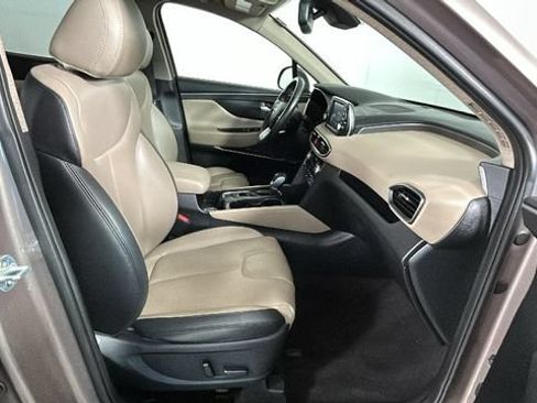 Used 2019 Hyundai Santa Fe Limited AWD/4WD image 28