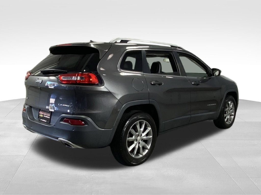 Used 2018 Jeep Cherokee Limited AWD/4WD image 10