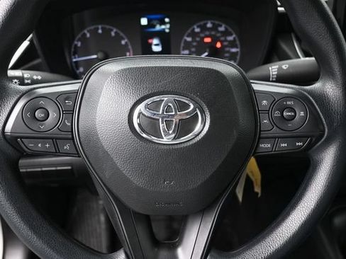 Certified 2025 Toyota Corolla LE FWD image 17