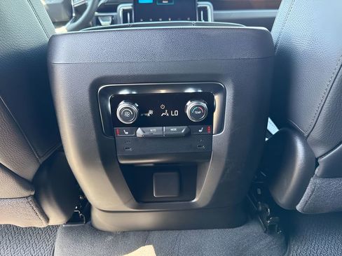 New 2026 GMC Yukon XL Denali AWD/4WD image 14
