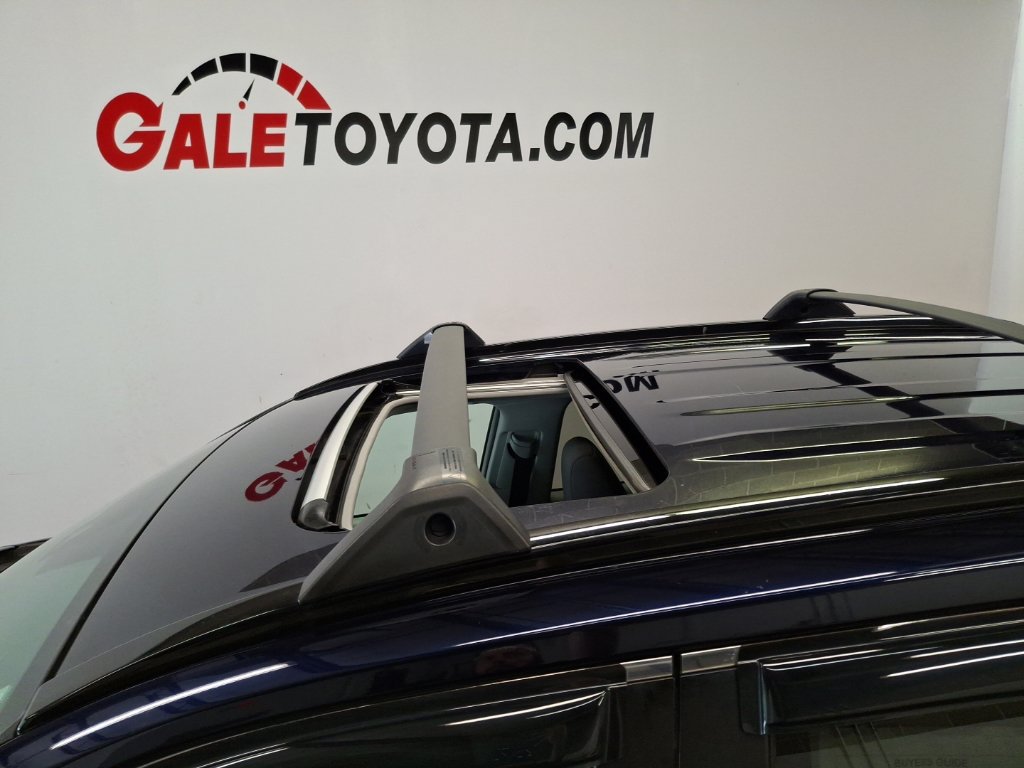 Used 2019 Toyota RAV4 XLE w/ Convenience Package AWD/4WD image 8