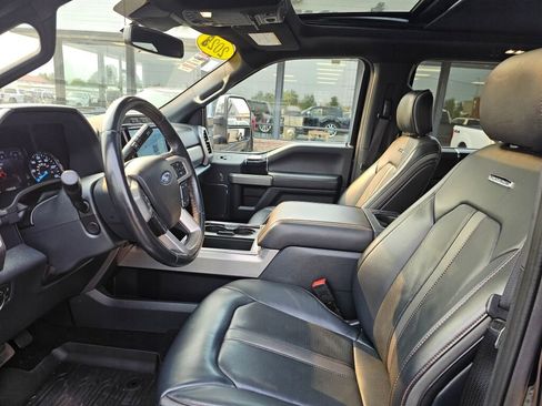 Certified 2022 Ford F450 Platinum w/ FX4 Off-Road Package image 17