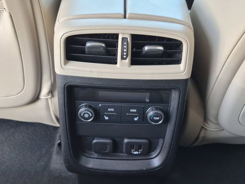 Used 2020 Buick Envision Premium w/ Driver Confidence Package image 10