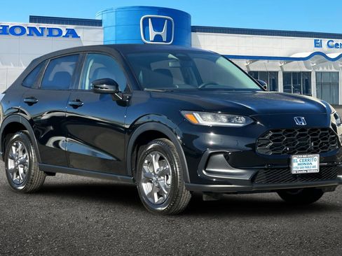 New 2026 Honda HR-V LX image 1