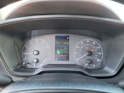 Used 2025 Toyota Corolla LE image 24