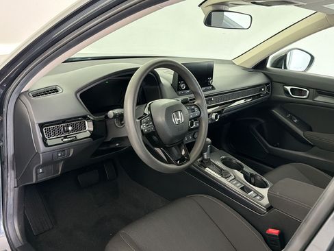 Used 2025 Honda Civic LX image 4