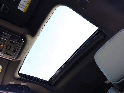 New 2025 Toyota Tacoma Limited image 9