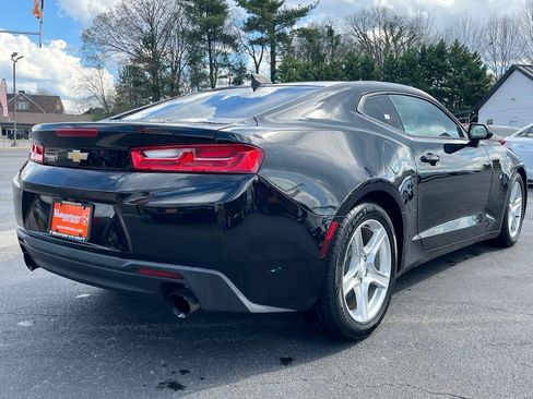 Used 2017 Chevrolet Camaro LT image 8