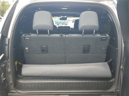 Used 2020 Lexus GX 460 Premium image 9