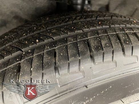 Used 2024 Ford Escape ST-Line w/ Tech Pack #1 image 8