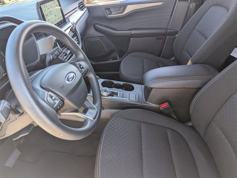 Used 2025 Ford Escape Active image 25