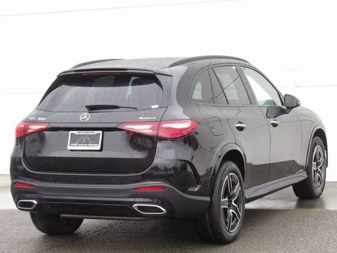New 2026 Mercedes-Benz GLC 300 4MATIC image 6