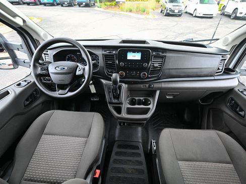 Used 2025 Ford Transit 250 148 Medium Roof Extended AWD w/ Load Area Protection Package image 27